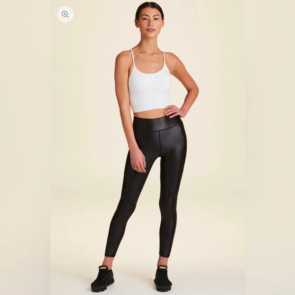 NWT Alala Barre Seamless Tank in White Size Small $65 - Picture 3 of 16